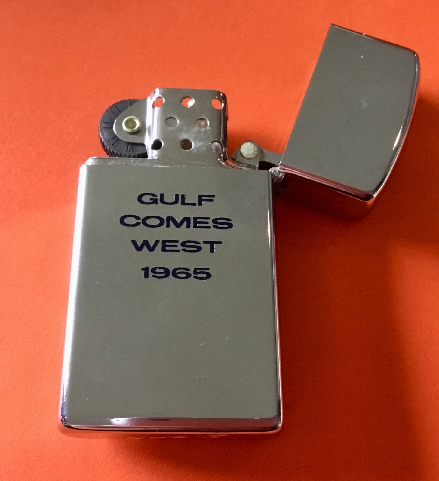 NOS 1965 Zippo Lighter GULF GAS & OIL SLIM LIGHTER UNUSED IN BOX! XLNT SEE PICS!