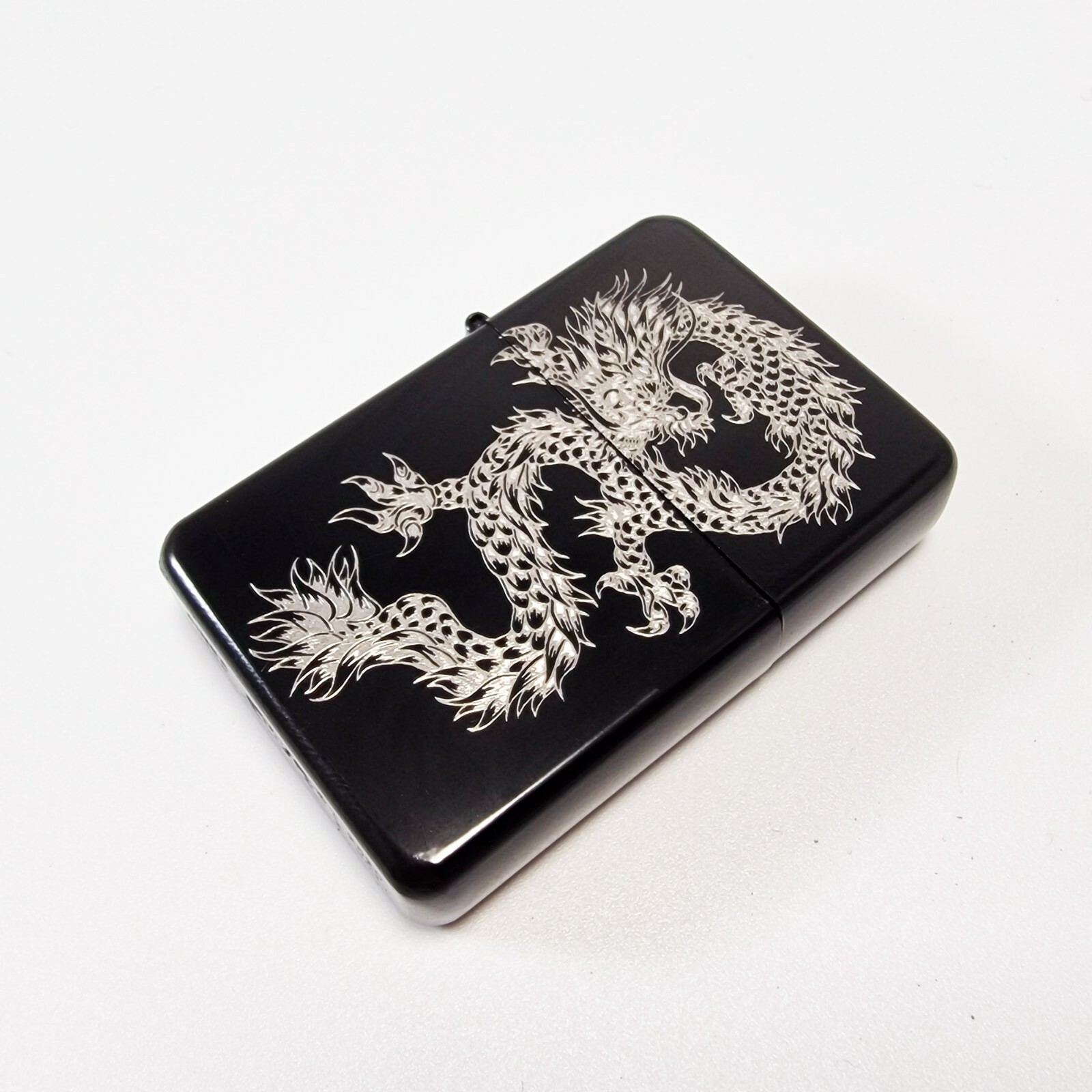 BRAND NEW – DESIGNED BRUSHED STYLED CIGARETTE PETROL LIGHTER – Chinese Dragon