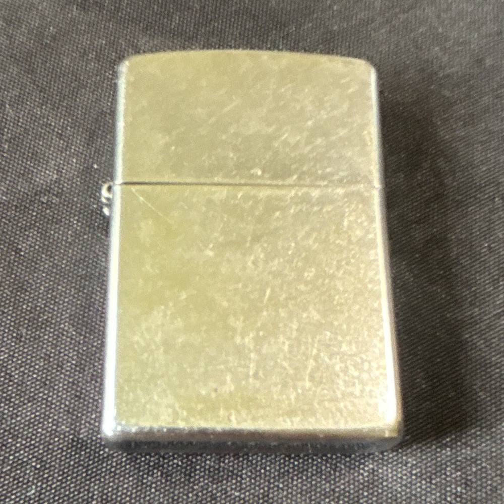 Zippo Classic Silver Tone Lighter Bradford, PA Made in U.S.A. (C 16)