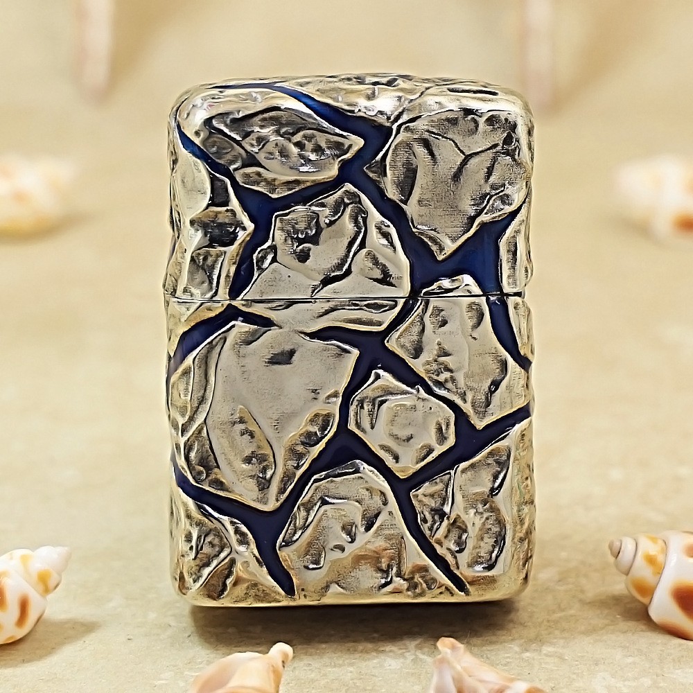 Genuine Zippo Silver Cracked Stone 3D Lighter Glow in Dark Wood Box