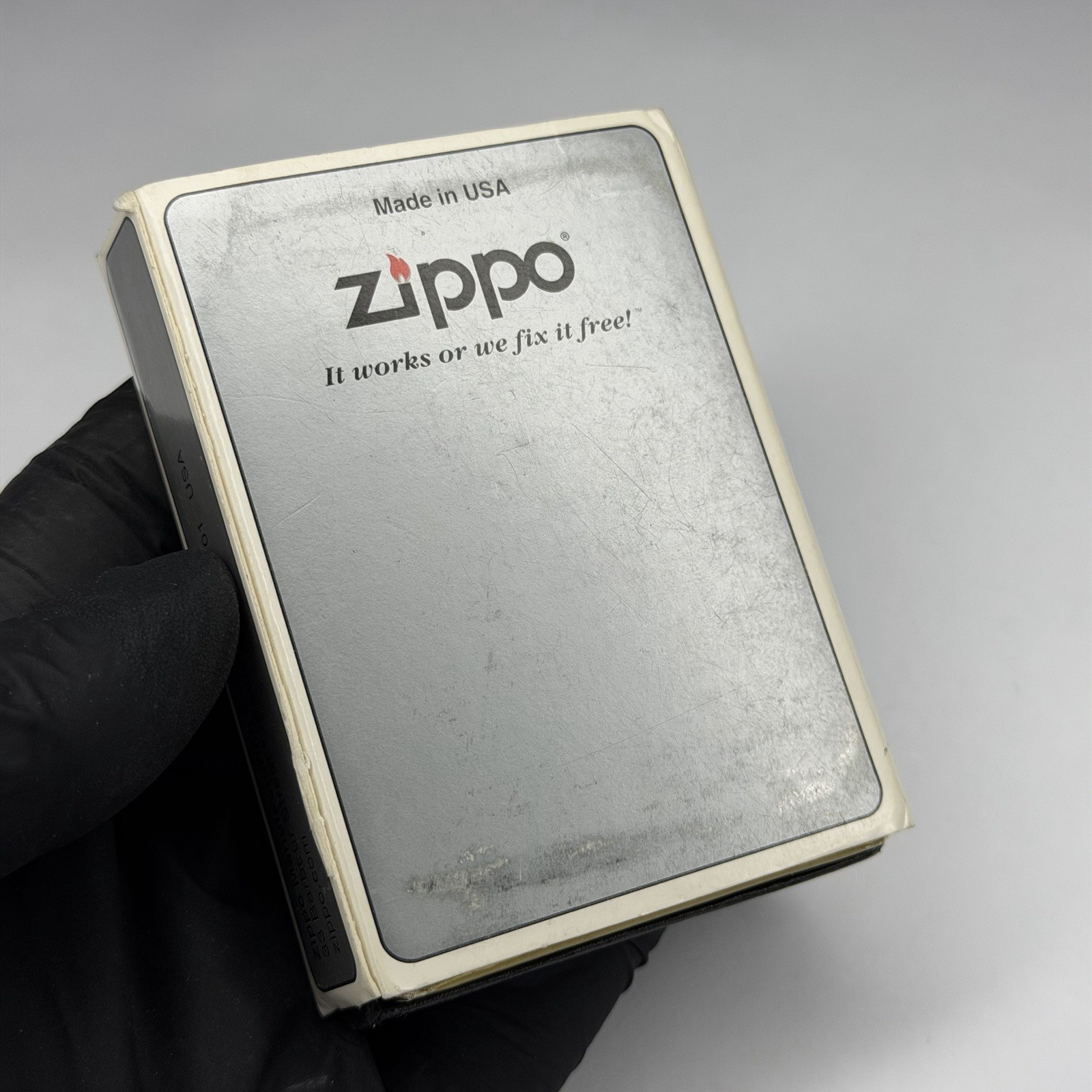 Vintage 1997 Zippo Marlboro Red Roof Red/Black Cigarette Cigar Lighter