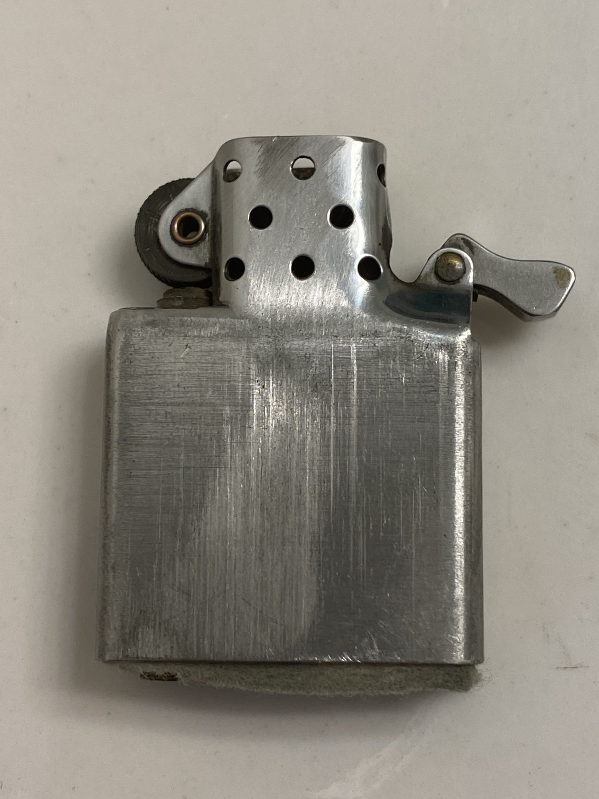 VINTAGE 1960 AIR FORCE WAR COLLEGE ZIPPO LIGHTER PATENT 2517191