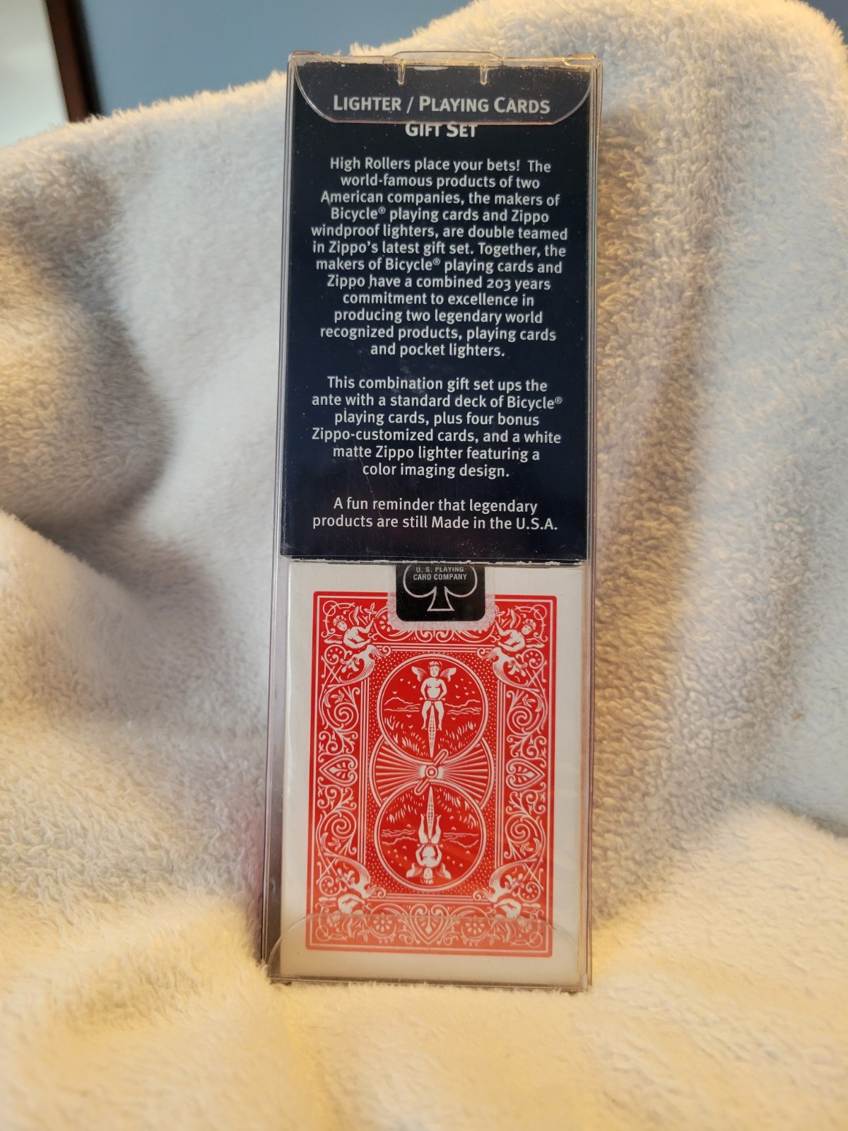 RARE 2010 Zippo Lighter – Bicycle Rider Back Playing Cards Gift Set