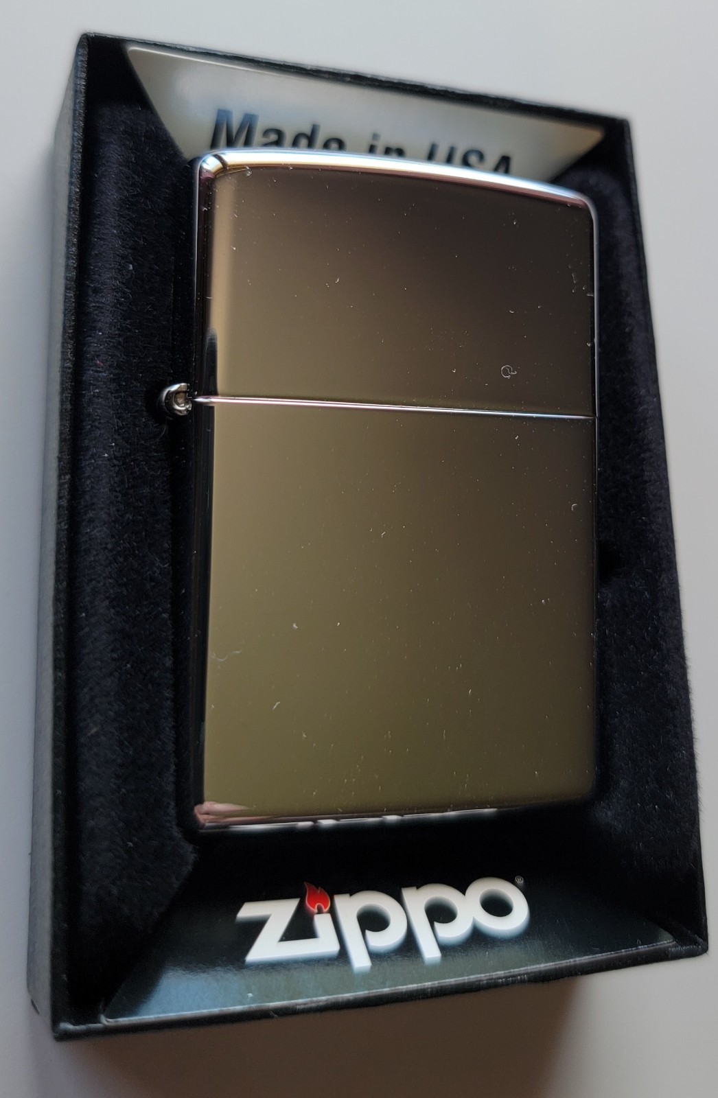 Zippo 250 High Polish Chrome New in Original zippo case sticker intact