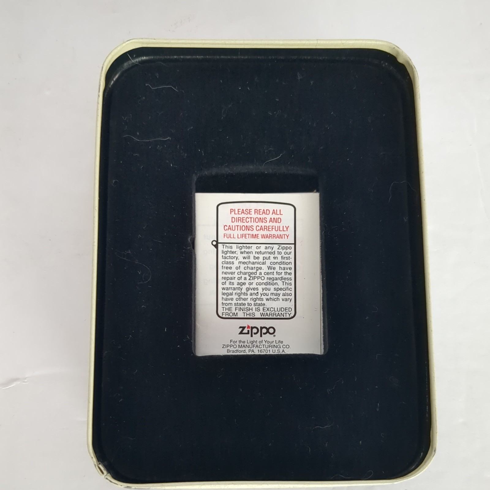 ZIPPO LIGHTER „THE VARGA GIRL 1935“ IN ORIGINAL TIN BOX, UNTORCHED/UNUSED