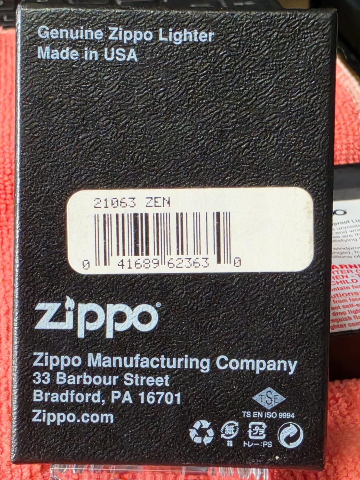 ZIPPO ENTHUSIAST NETWORK LOGO ON HIGH POLISHED CANDY APPLE RED ZIPPO(21063)BNIB