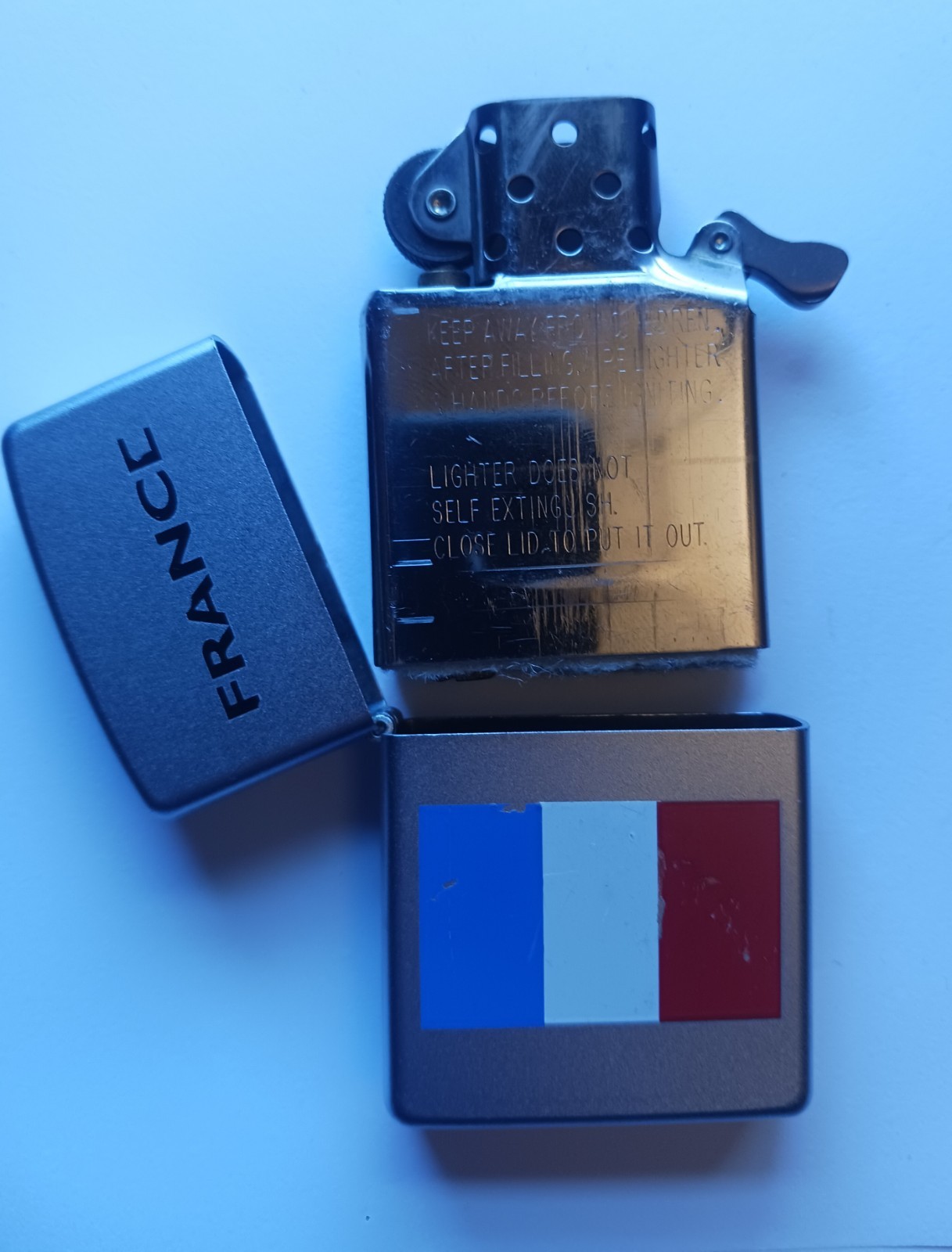 2005 France Flag Zippo