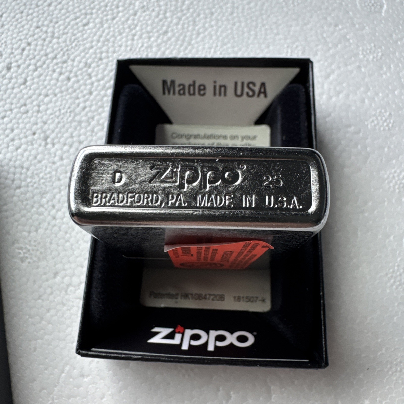Zippo Lighter United States Flag Patriotic – 29722 – Red White Blue – New