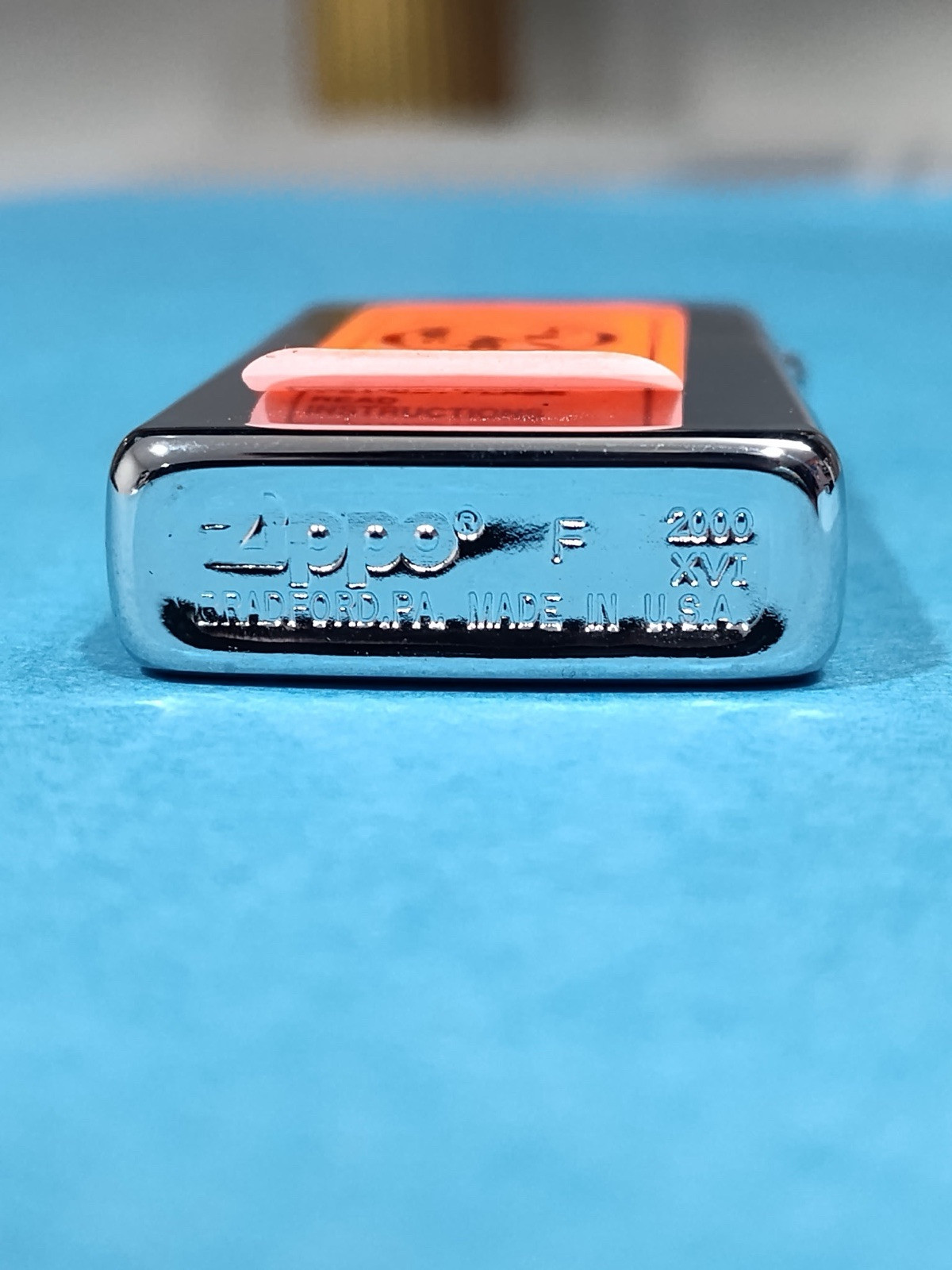 Zippo High Polish Chrome Lighter
