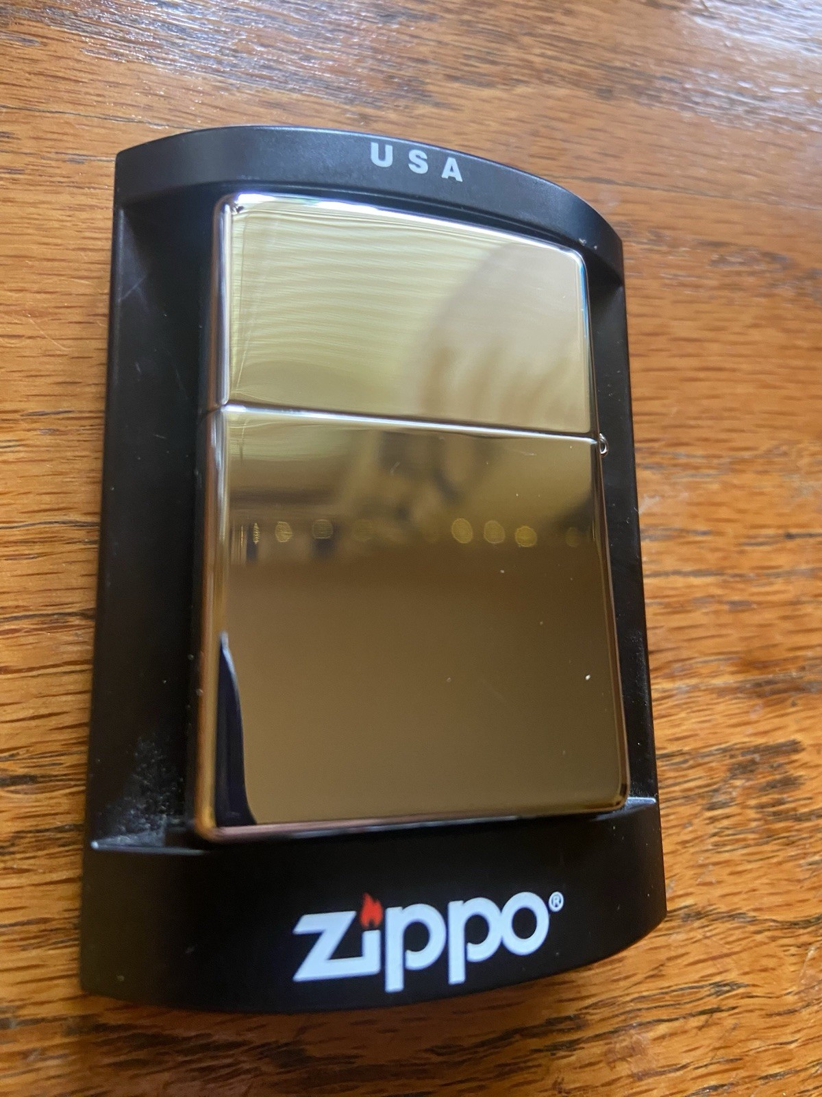 ZIPPO 2011 OCEAN WAVE CURL TEXTURED PAINT LIGHTER