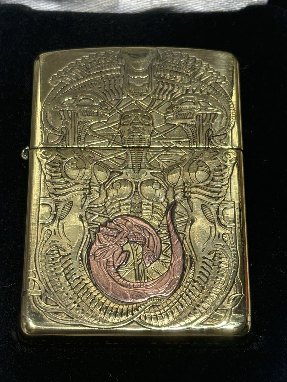 RARE Zippo lighter Armor Brass 2-side Zippo New In Box