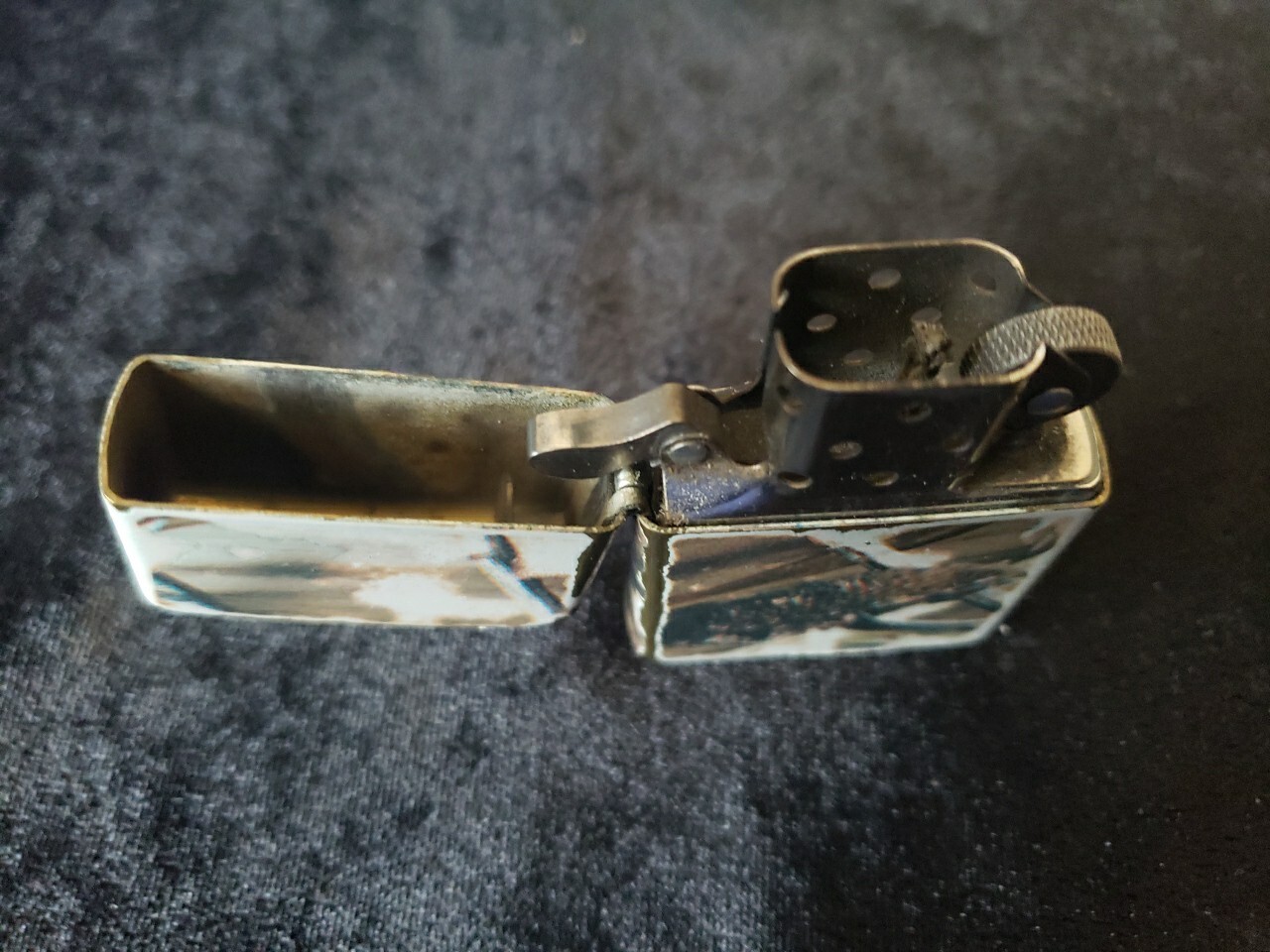 2005 Zippo Lighter Decorated Camo Slightly Used Zippo Collection