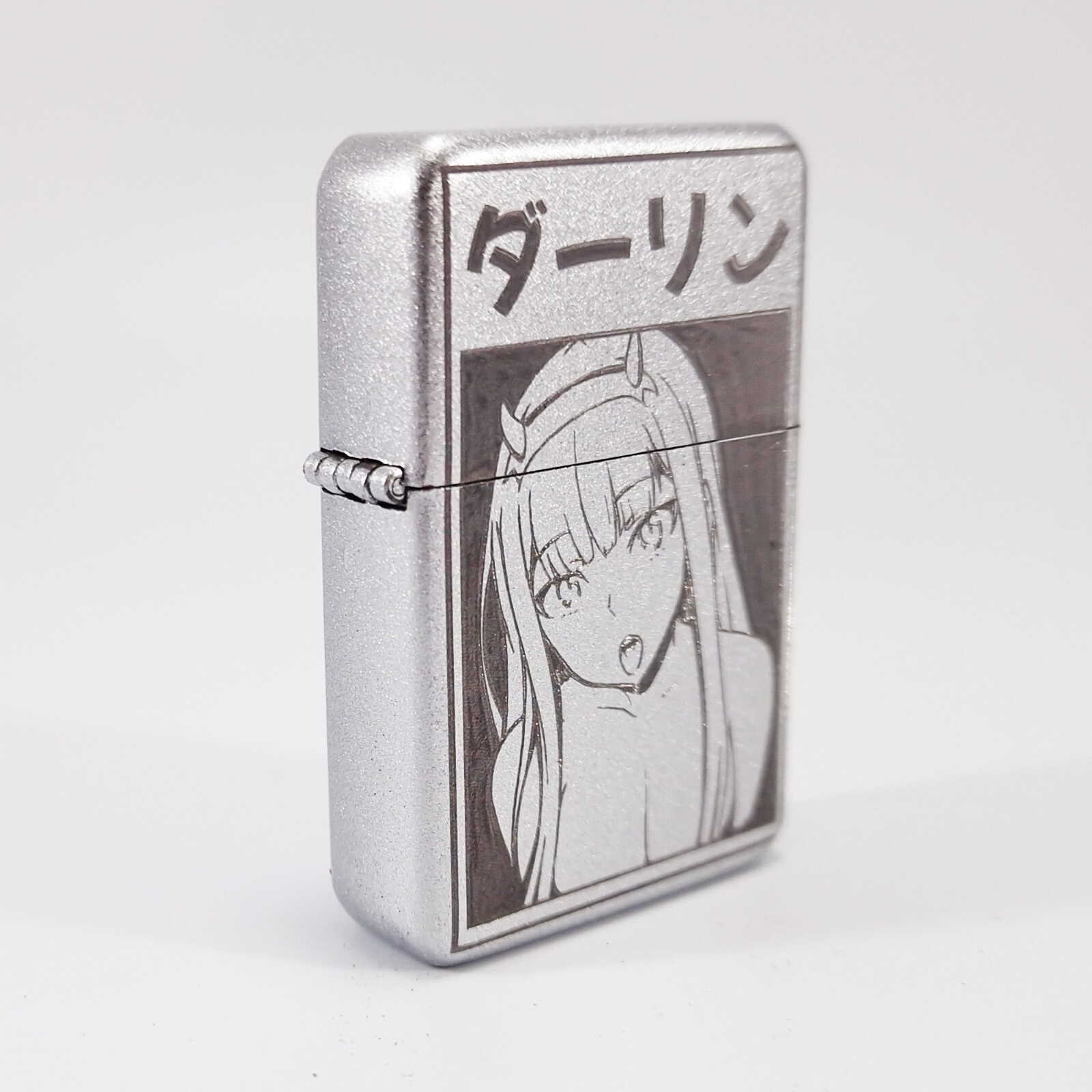 BRAND NEW – DESIGNED BRUSHED STYLED CIGARETTE PETROL LIGHTER – Darlin