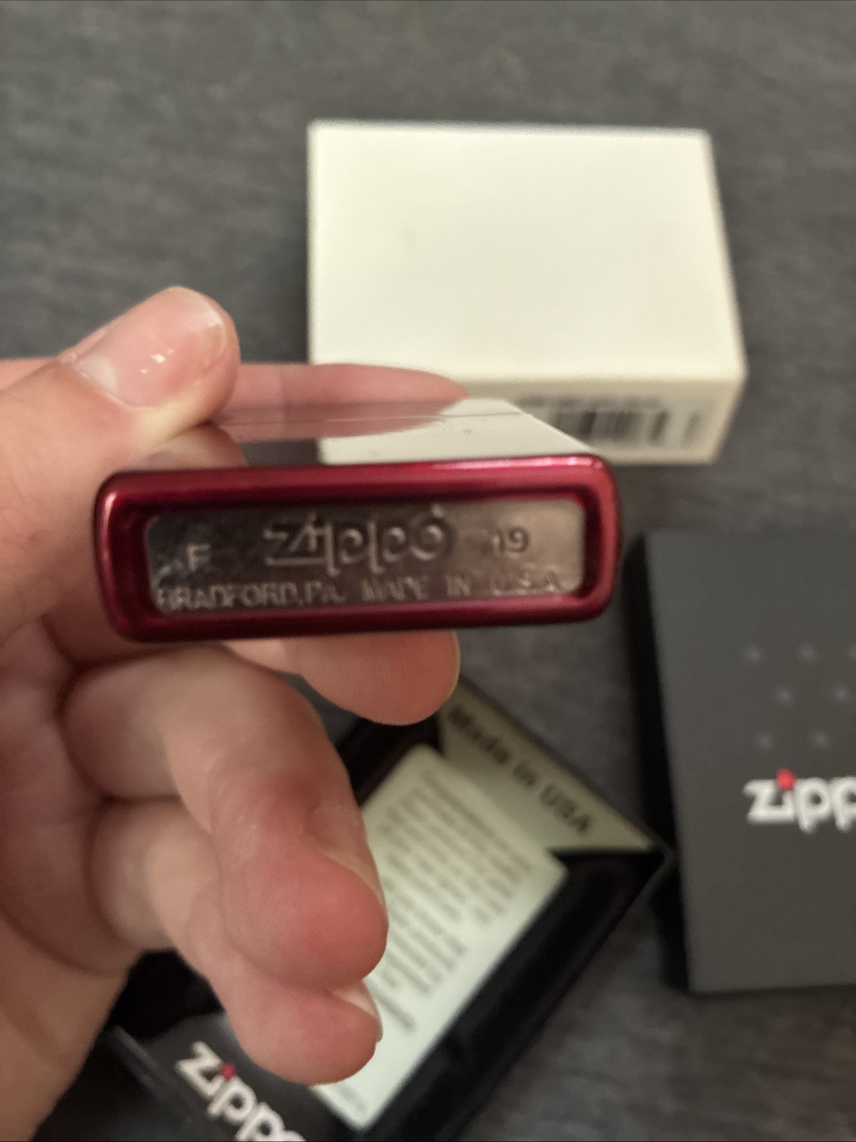 Zippo 21063 Classic Candy Apple Red Plated Plain Metal Windproof Pocket Lighter
