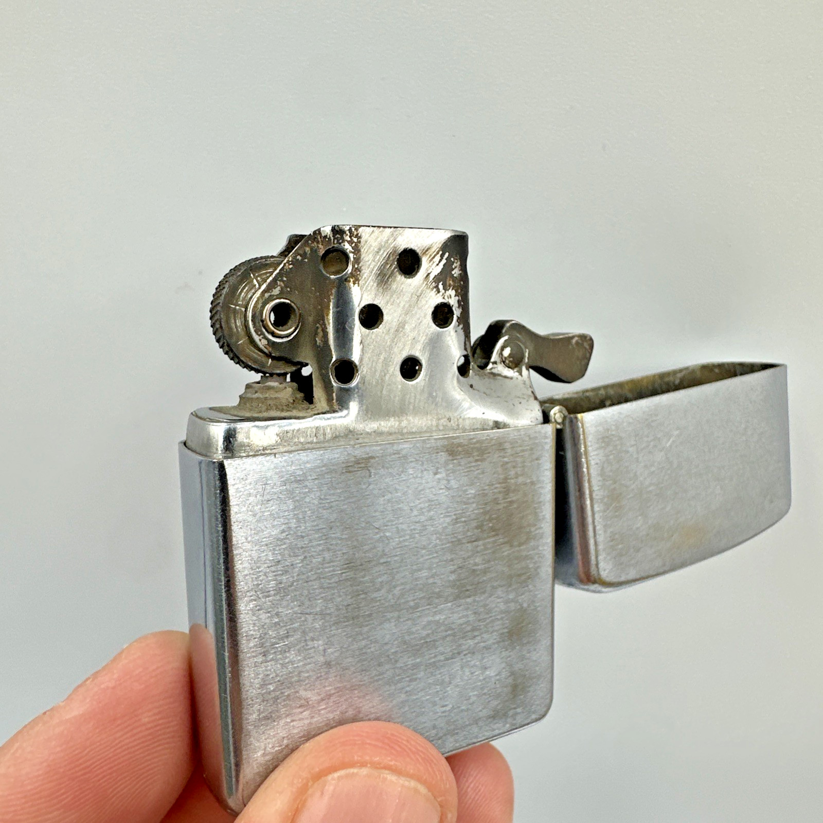 1958 Classic Vtg Zippo Lighter Chrome Finish Great Patina 4 Dots 16 Hole Chimney