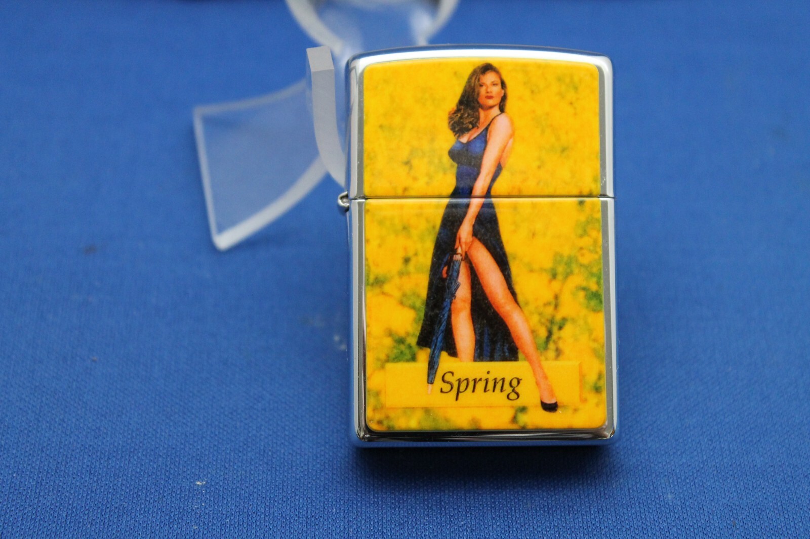 ZIPPO 1996 ZIPPO SALUTES PINUP GIRLS. Limited Edition 4 lighter Set In Tin. NEW.