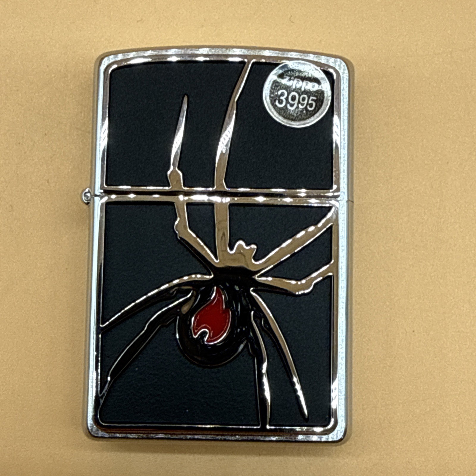 2007 Zippo Lighter Black Widow Spider Bradford USA New READ