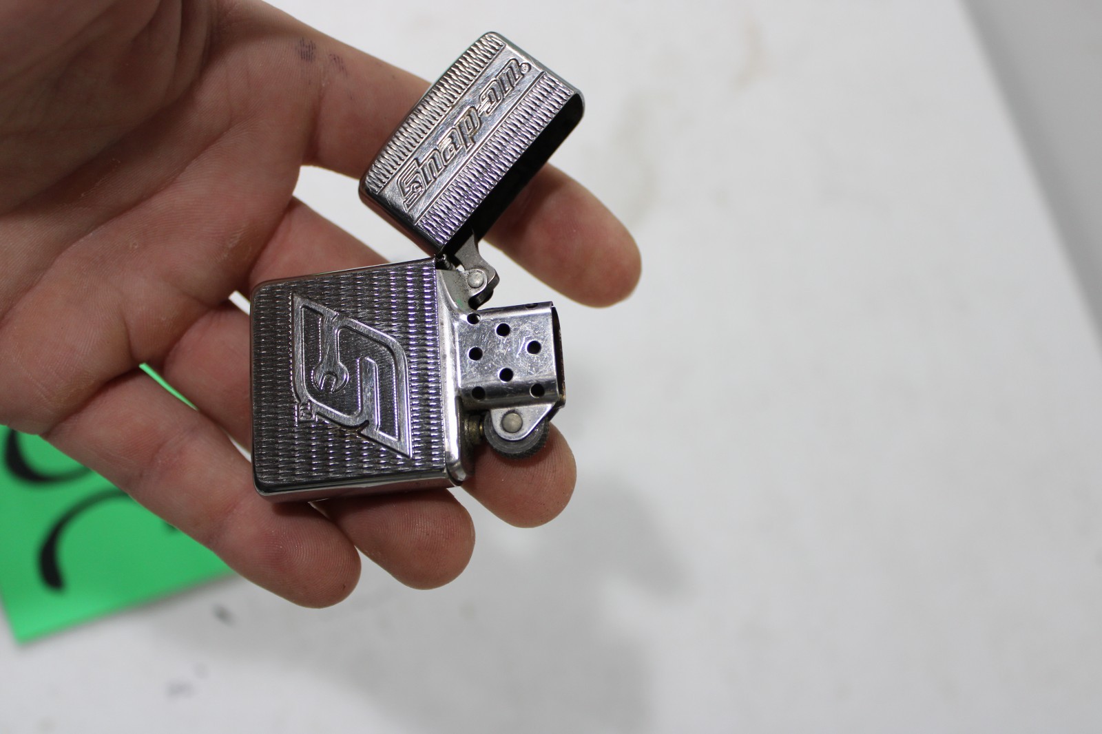 Vintage 2005 Snap-On S Logo HP Chrome Armor Zippo Lighter