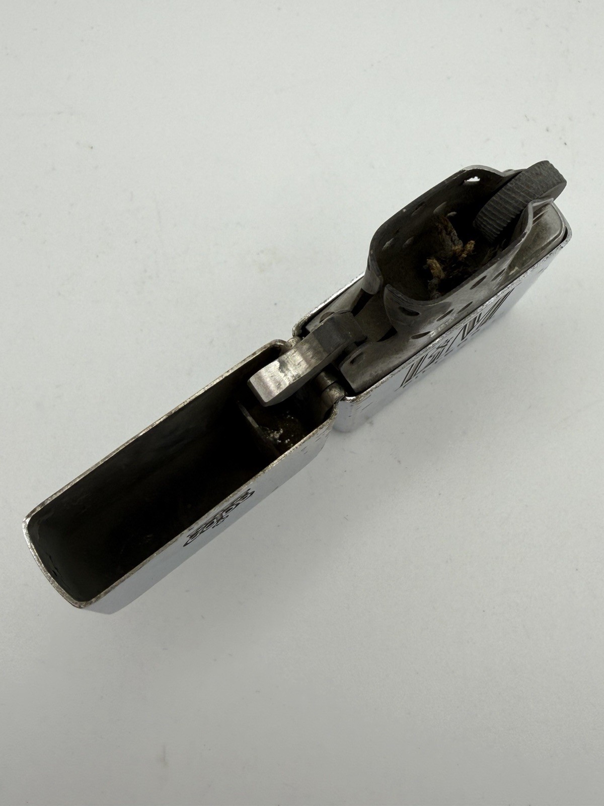 Vintage 1958 L & M Filters Cigarettes Chrome Zippo Lighter