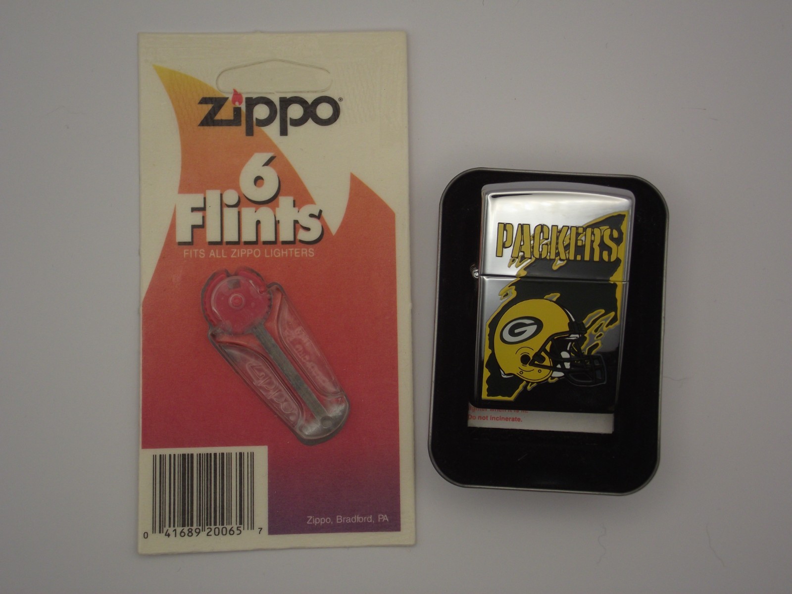 Zippo Lighter GB Packers with 6 Flints New