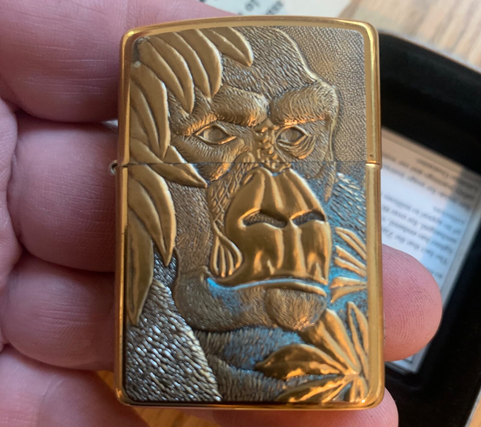 RARE BRASS GORILLA ZIPPO LIGHTER NEVER USED IN BOX N3