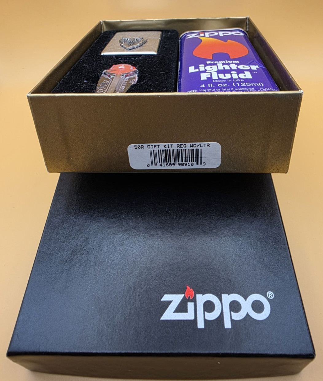 Zippo Lighter 2001 Gift Kit: Buffalo Arrowhead Lighter, Fluid and Flints, New