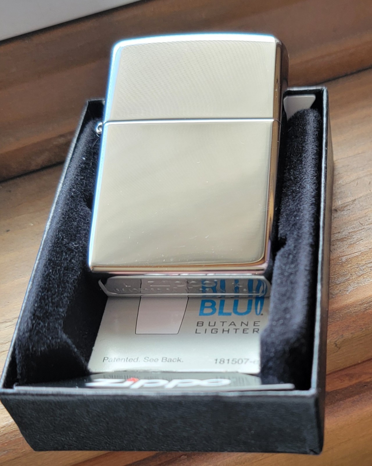 Zippo 250 High Polish Chrome New in Original zippo case sticker intact