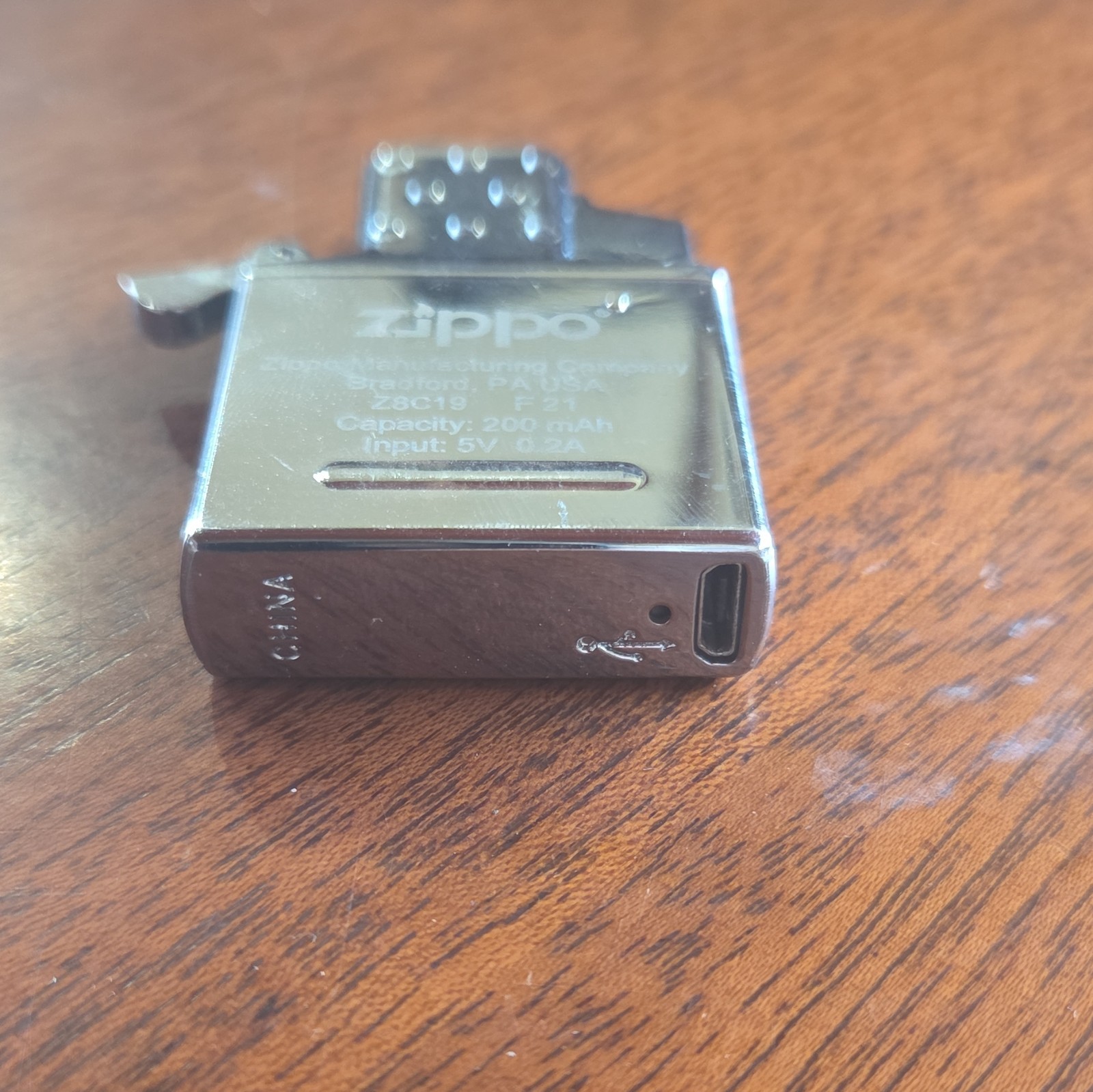 Zippo Anime-Style Graphic Lighter w/ Rechargeable Electric Insert 200mAh Z8C19