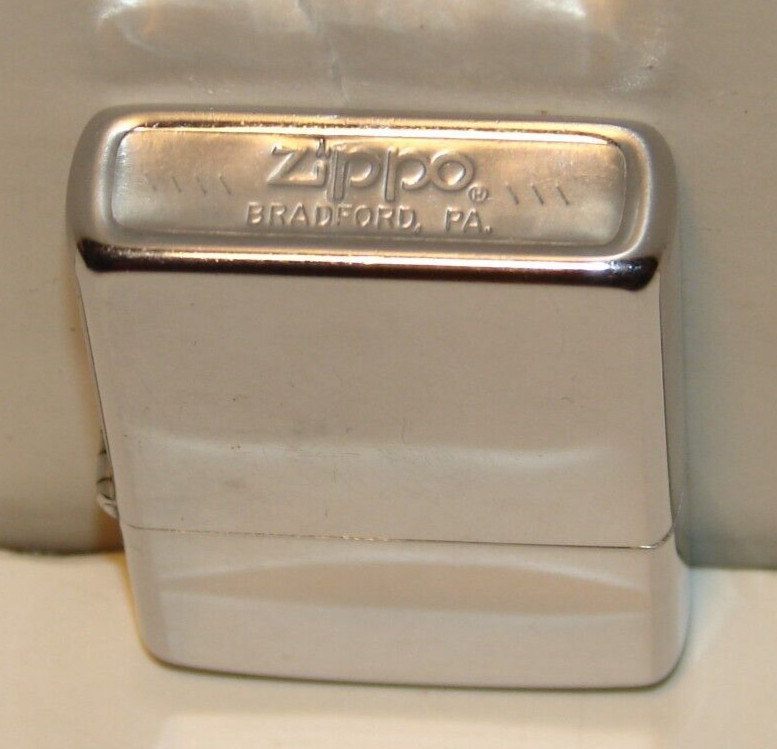 Vintage ZIPPO – INGERSOLL RAND – Advertising Cigarette LIGHTER Red & Black Logo
