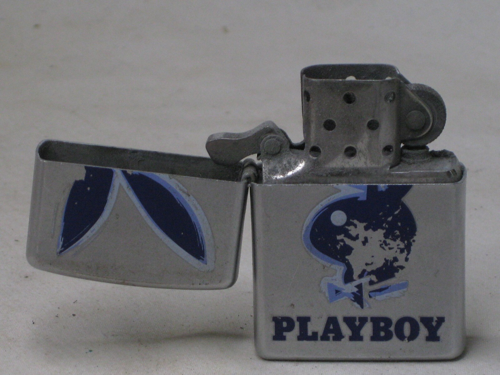 pre-owned PLAYBOY ZIPPO Lighter B 07 Bradford U.S.A. bunny rabbit logo *PLEASE
