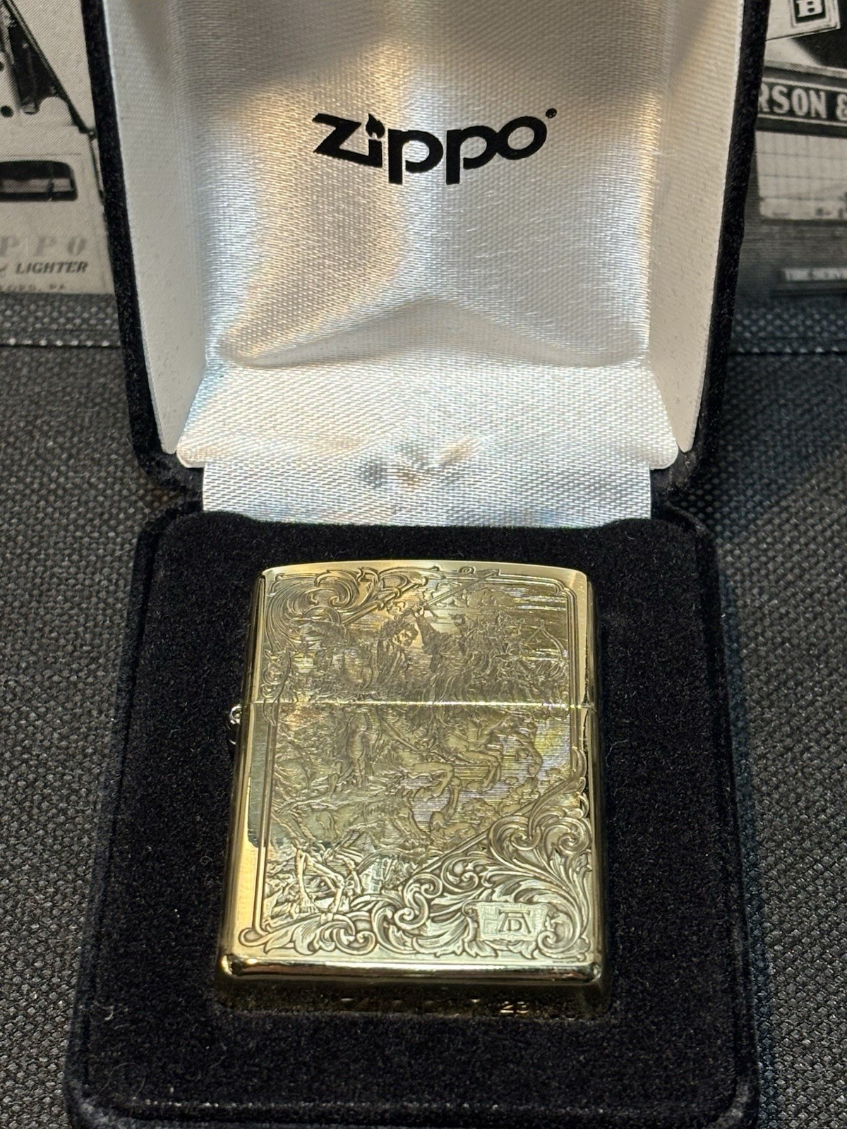 ZIPPO LIGHTER RARE 5-SIDE ZIPPO WITH VELVET BOX