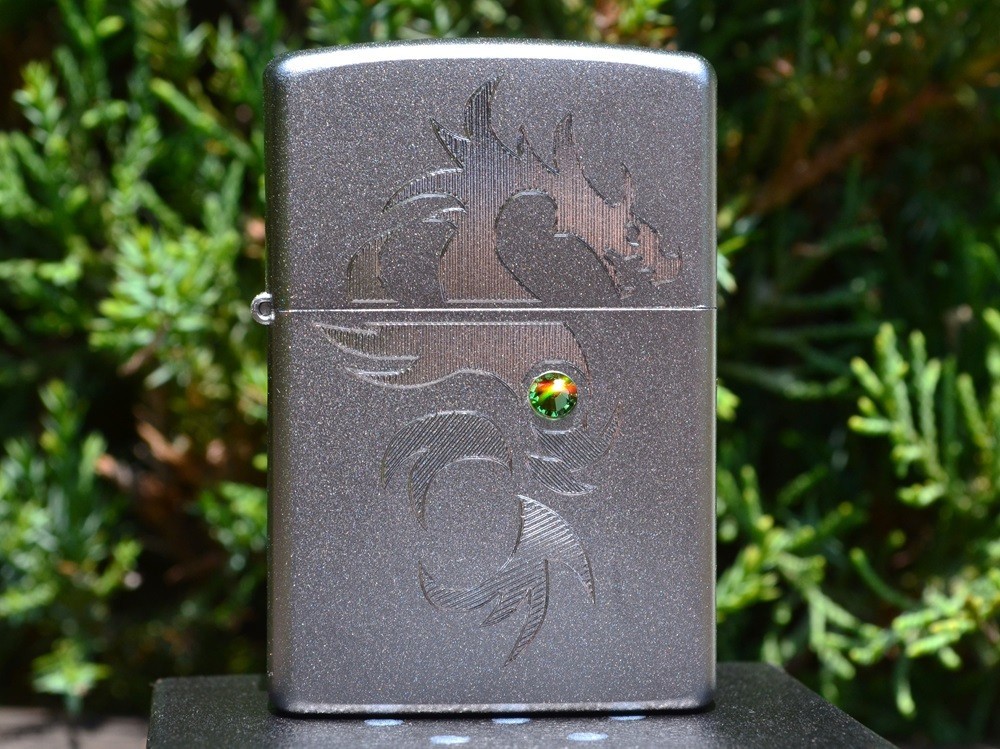 Zippo Lighter – Engraved Dragon – European – Swarovski Crystal – # 1.420.057