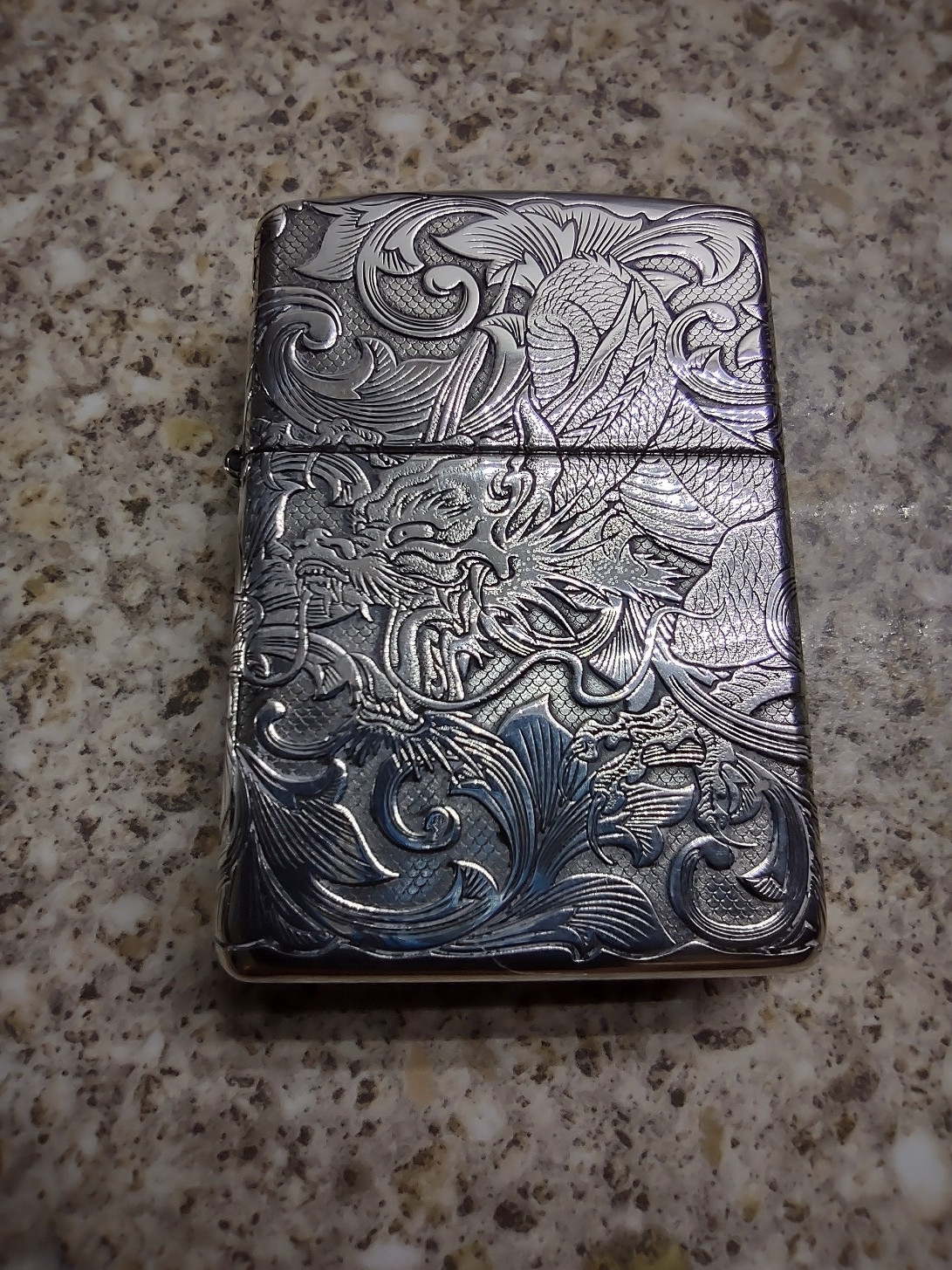 Zippo – Solid Sterling Silver – Armoured Case Unique Dragon Carved New & Unused