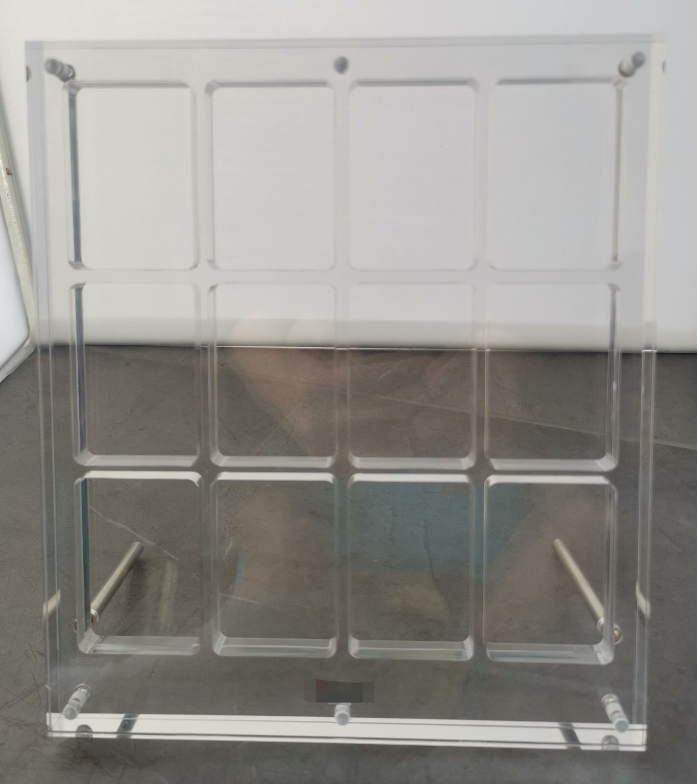 12 Grids Crystal Acrylic Magnetic Display Frame with Stand For Zippo Lighters