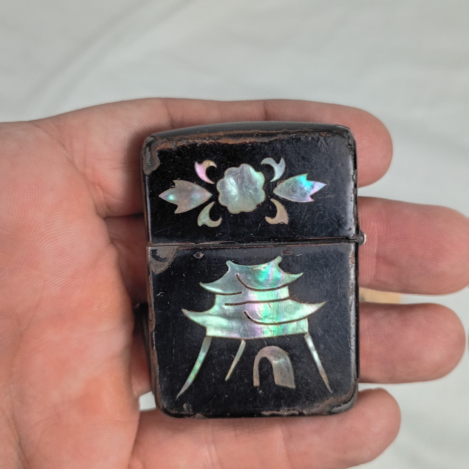 WWII Military 3 Barrel Hinge Zippo Black Crackle Lighter in Box Mother Of Pearl