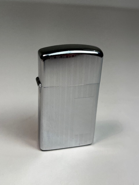 Zippo High Polish Chrome Lighter