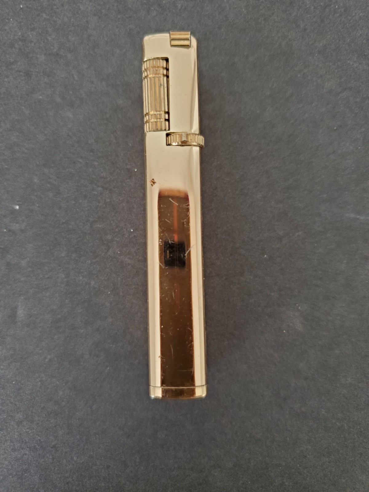 *NEW* VINTAGE BRAVO LIGHTER textured goldtone