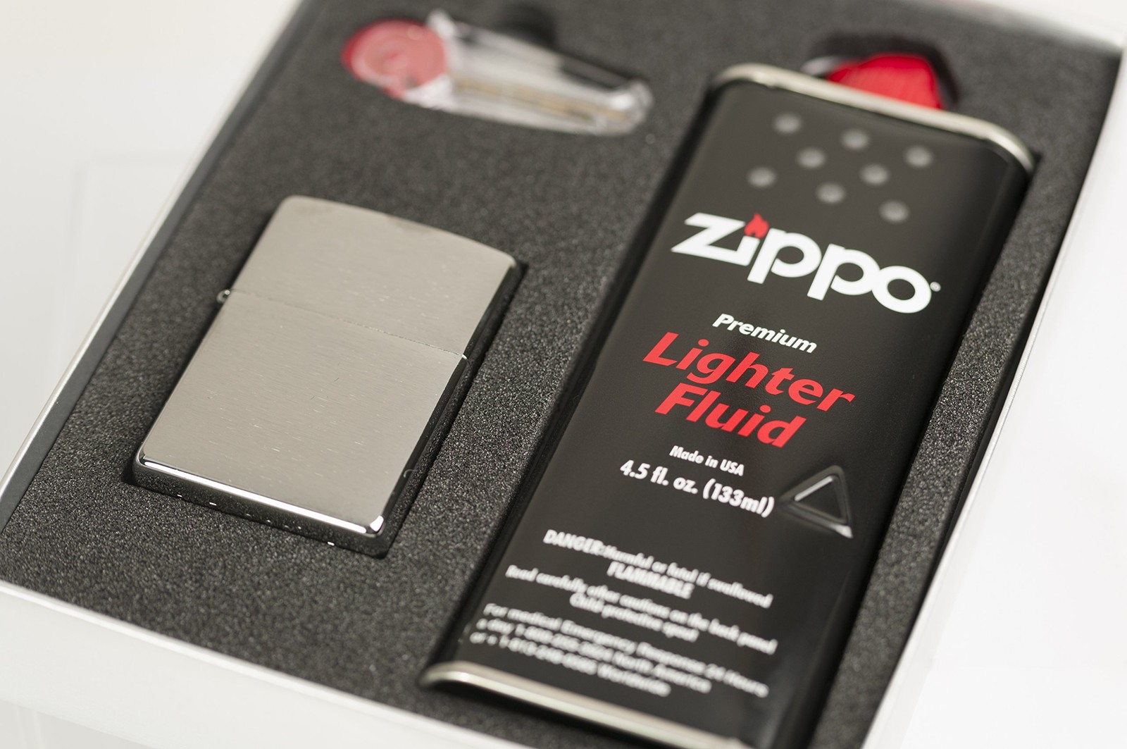ZIPPO Model 200 Gift Set Oil Lighter with Flint & Oil Can