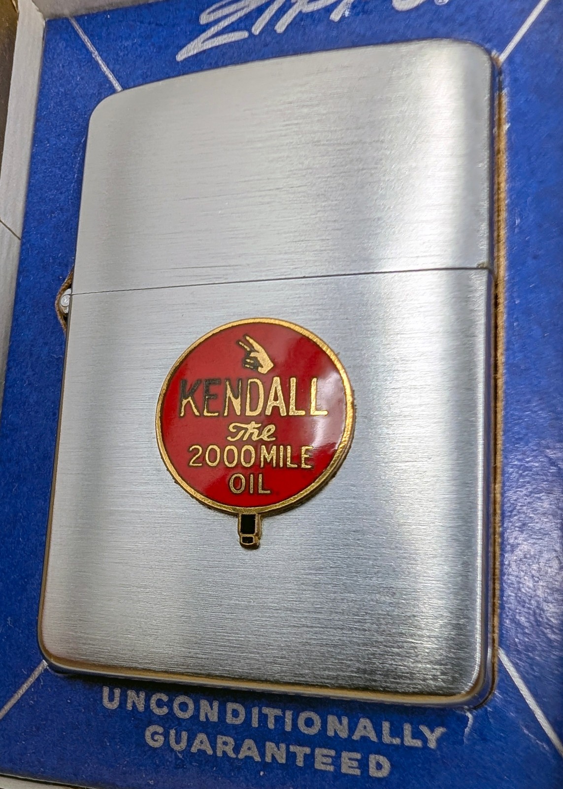 Vtg. Nr Mint Circa 1958 Zippo Lighter KENDALL, THE 2000 MILE OIL Blue Stripe Box