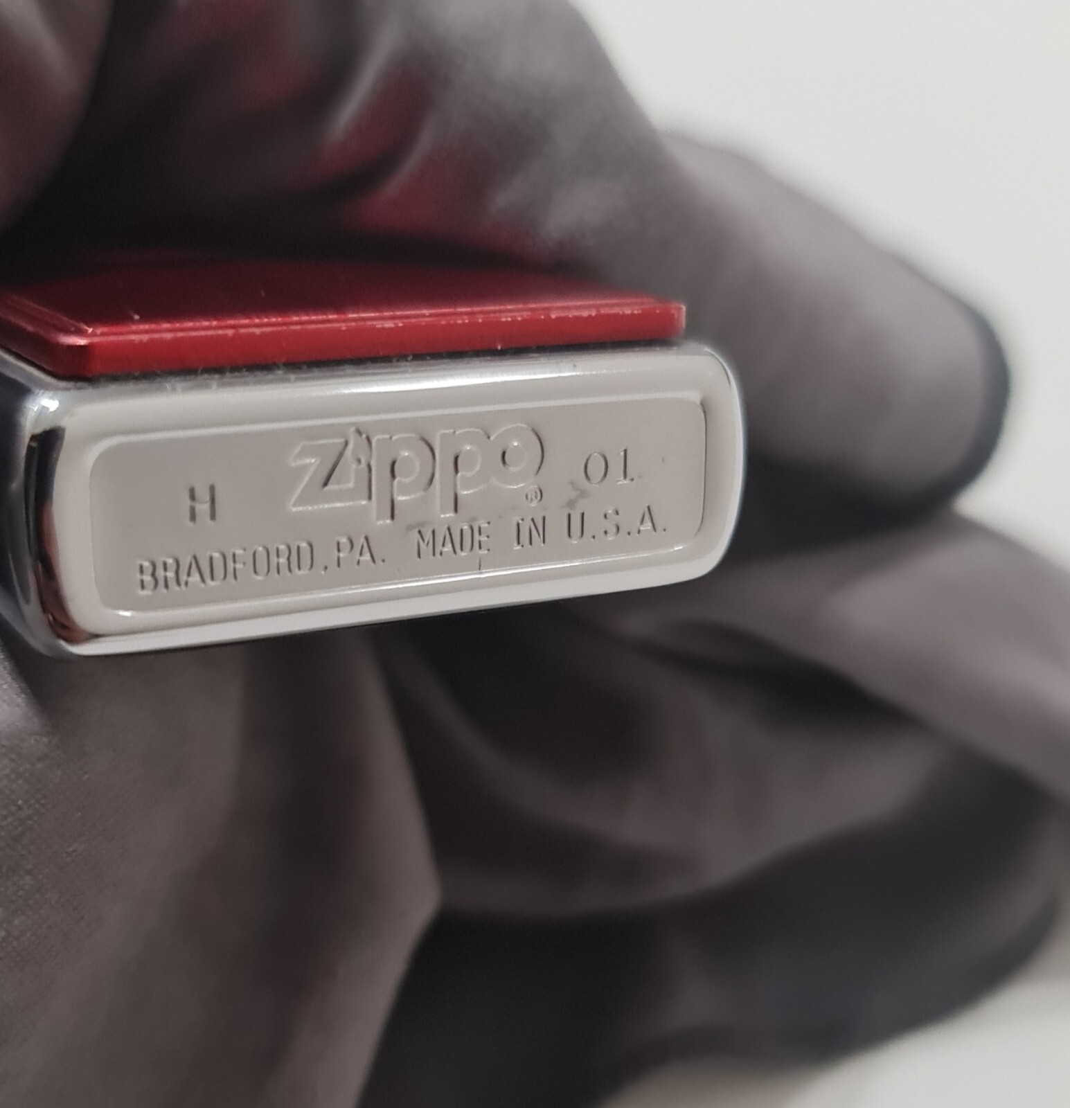 ZIPPO RED ANODIZED ALUMINUM – 01 – NEW – VERY RARE !!!