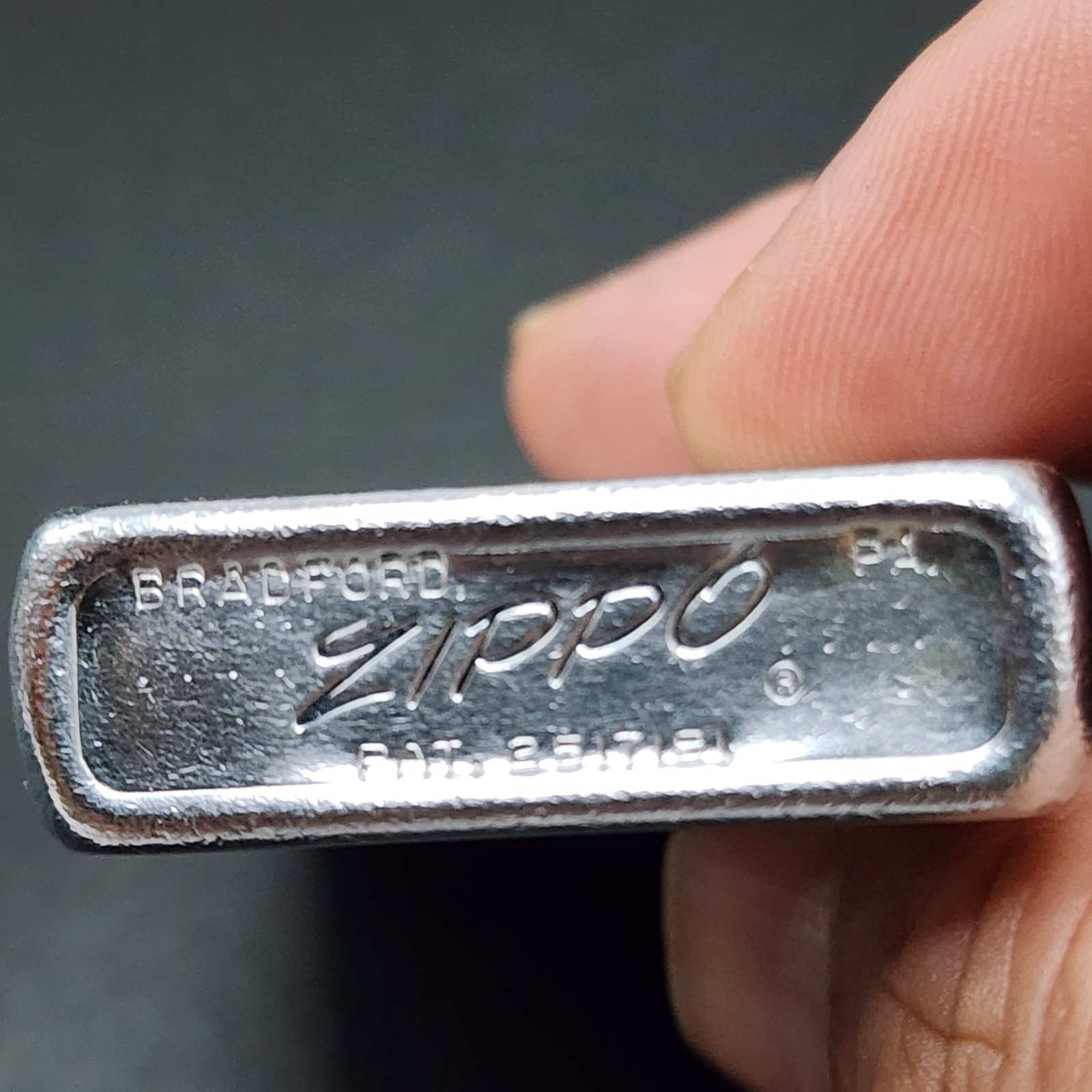 Vintage 1958 Zippo Lighter 8 Dot Pat 2517191 Engraved S Lightning Bolt Logo