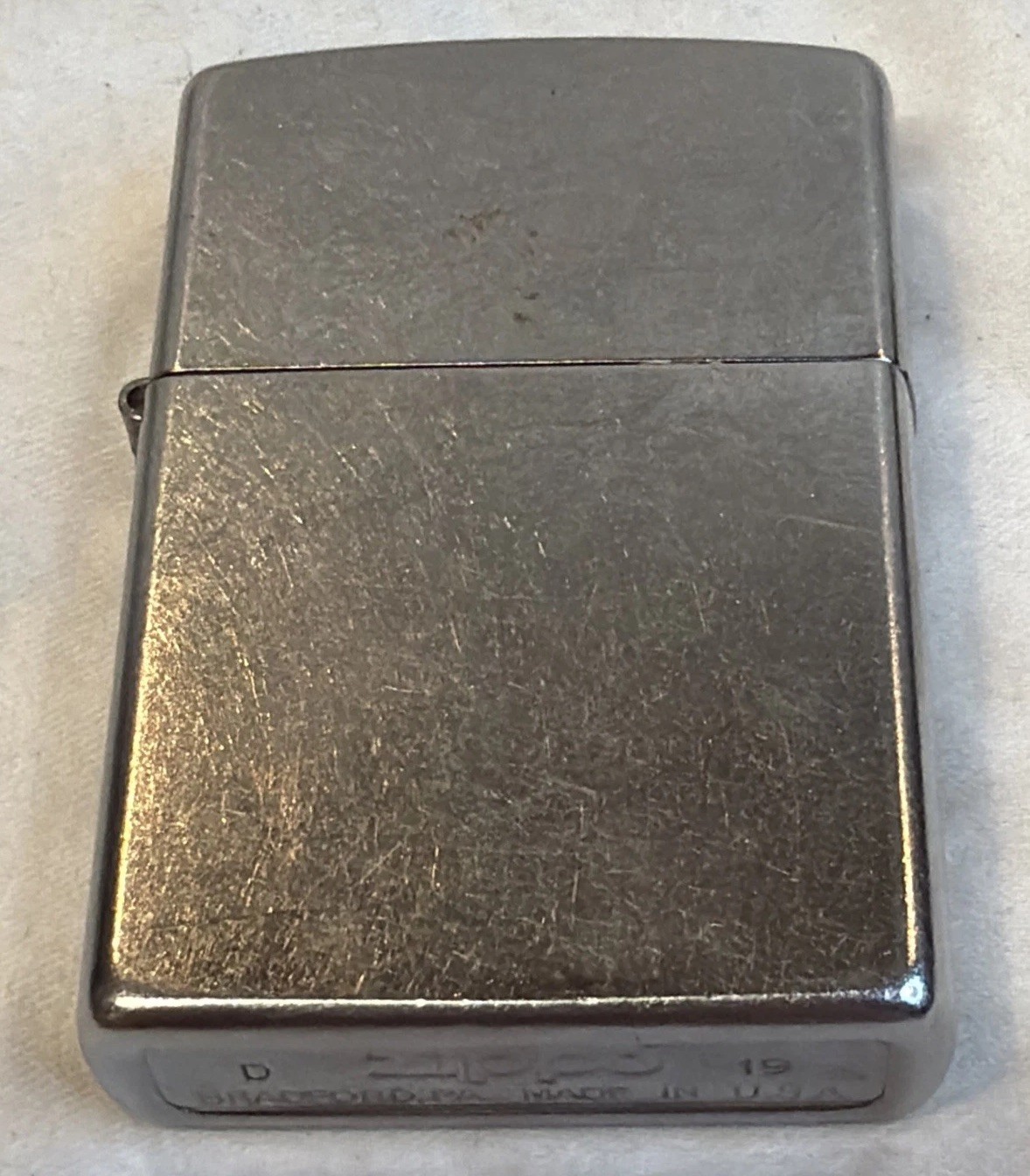 Zippo Flip Top Classic Lighter 2015 Satin Chrome Finish Tested And Working