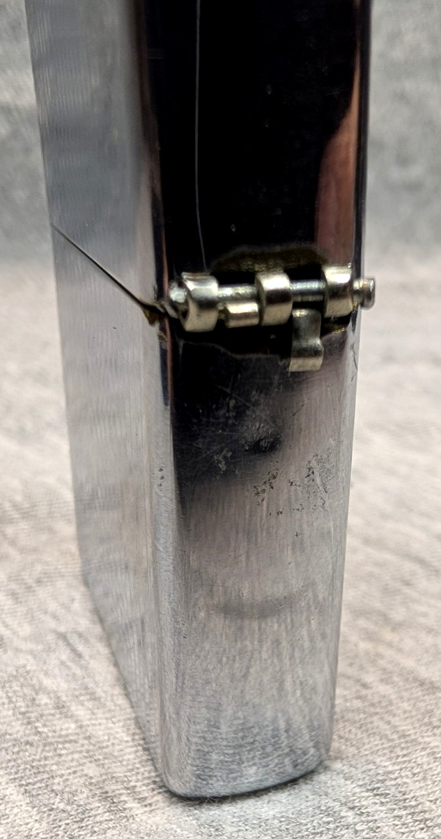 1984 Vertical Stripe Pinstripe Zippo Lighter Non Engraved P/R