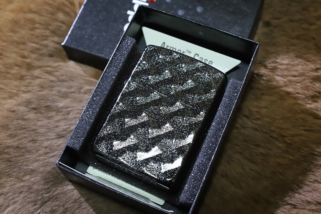 Zippo Armor Mesh Black Lame Lacquered Double Sided Oil Lighter