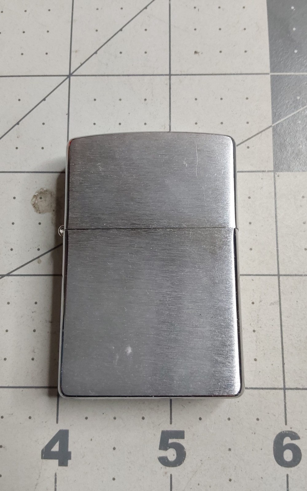 2007 Zippo Lighter UNUSED w Sticker