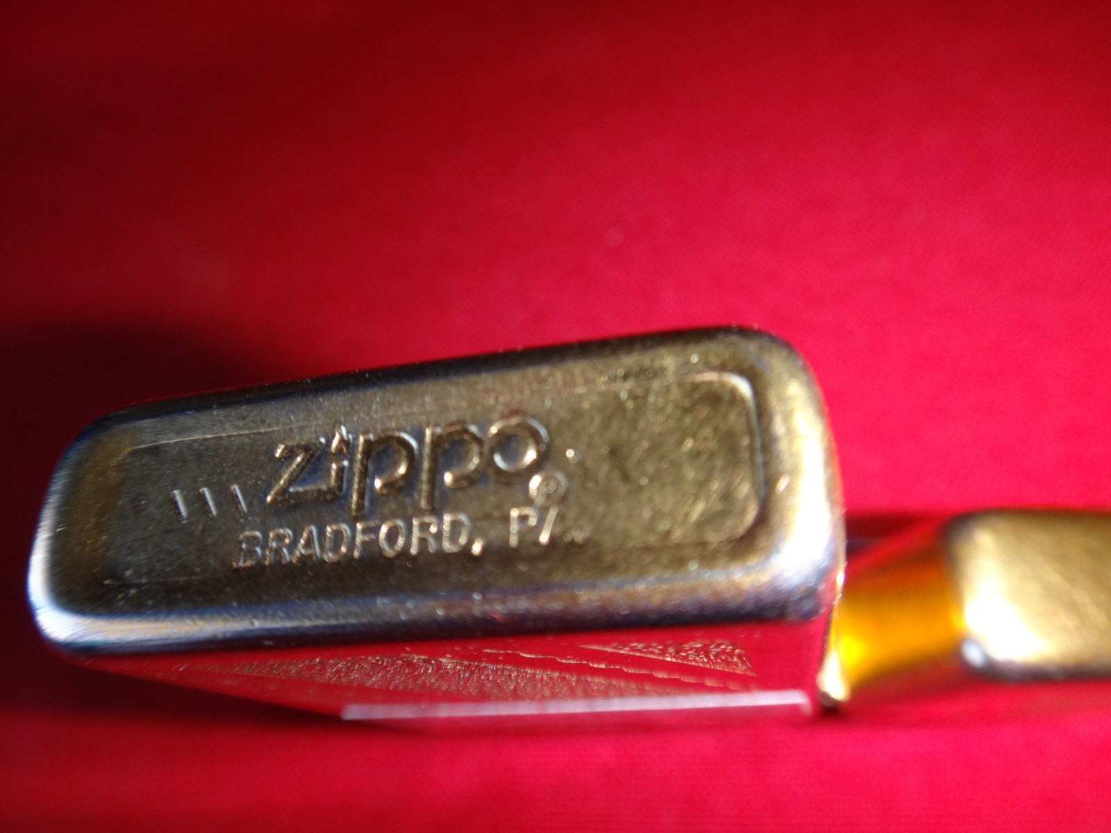 Vintage Year 1985 Zippo Slim Lighter with US MARINE decal sticker