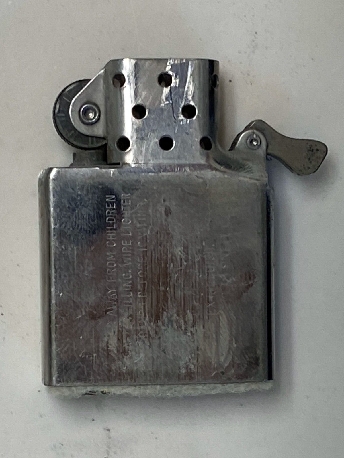 VINTAGE 1993 SEAWOLF GENERAL DYNAMICS CHARLESTON, SC ZIPPO LIGHTER W/BOX & PAPER