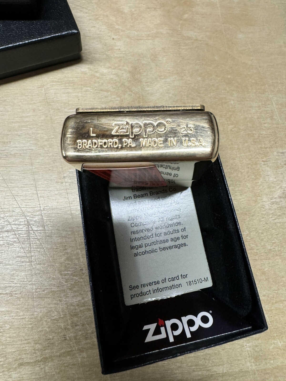 Zippo Jim Beam Whiskey Textured Logo Lighter – Gold – 254BJB 929 – New