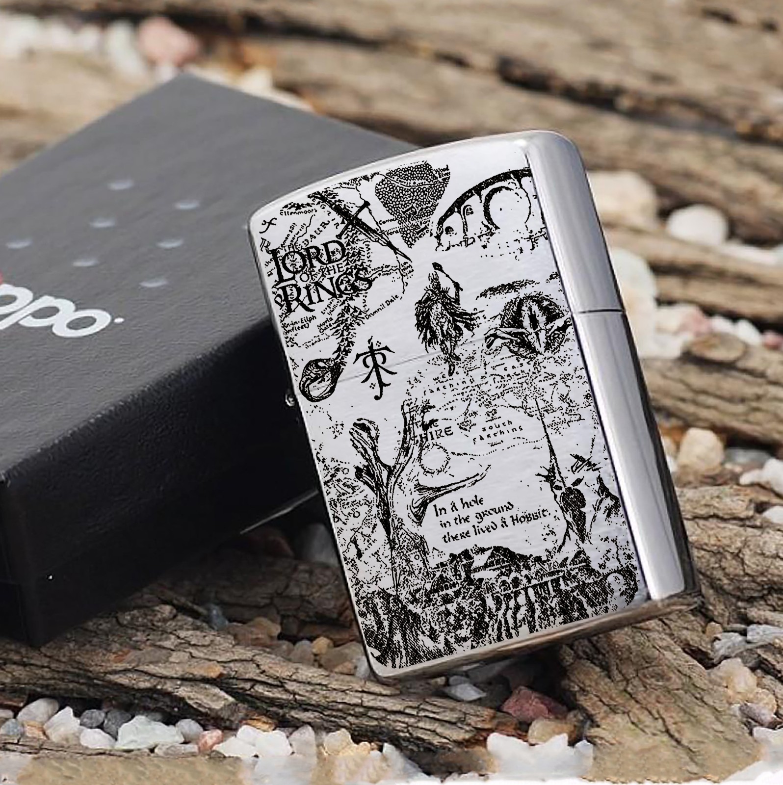 ZIPPO Lord of The Rings and Hobbit maps Lighter: fine art graphic design