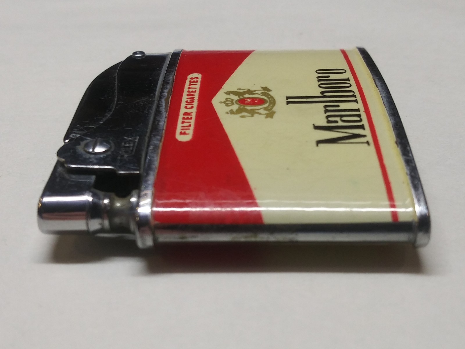 Vintage Rolex Japan Super Automatic Deluxe Marlboro Cigarette Lighter Red Roof